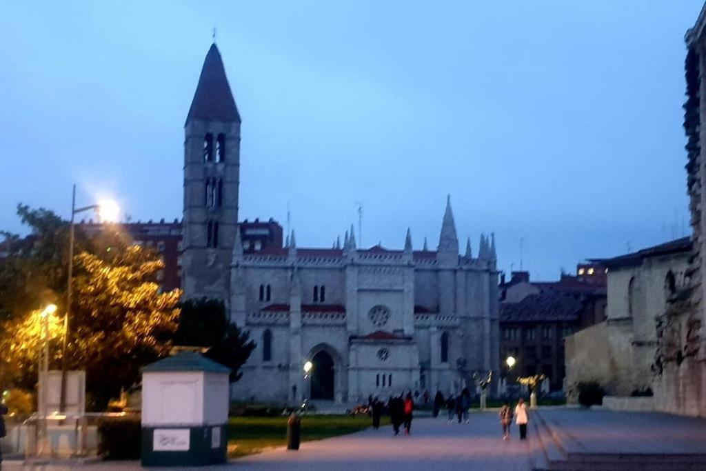 Precioso Loft En Pleno Corazon De Valladolid Bagian luar foto